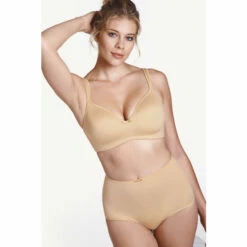 Lisca &apos;Victoria&apos; Non-Wired Bra For Female