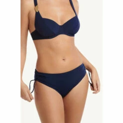 Lisca &apos;Okinawa&apos; High Cut Bikini Brief For Female