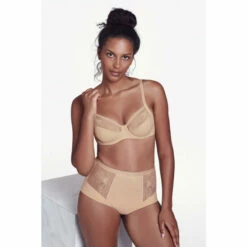Lisca Underwired Full Cup Bra (Fuller Bust) For Female