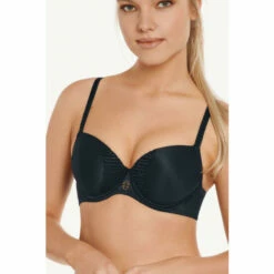 Lisca 'Ivonne' Underwired Moulded Foam Cup T-shirt Bra For Female