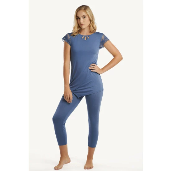 Lisca 'Juliette' Pyjama Short Lace Sleeve Top And Legging Set For Female - Image 6