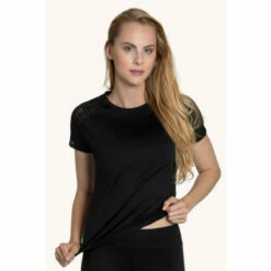 Lisca Black &apos;Powerful&apos; Sports Top For Female